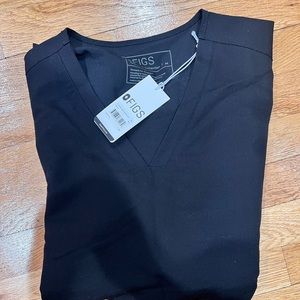 NWT- Figs black Casma three pocket scrub top